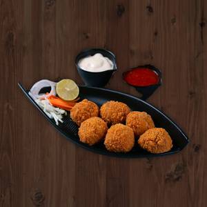 Paneer crunchy momos