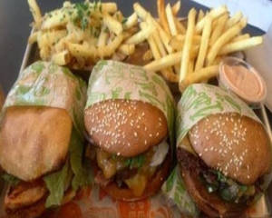 3 Veg Burger Tu Friends Fry