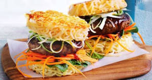 Vag  Noodles Burger