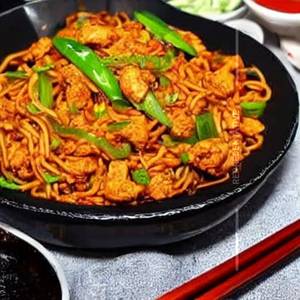 Chicken Chilli Garlic Noodless