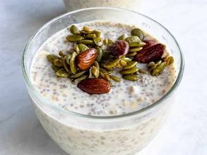 Overnight Oats With Chia (Energy 310kcal, 15g P)