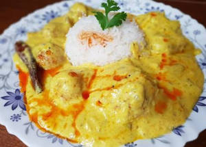 Kadhi Rice Pakoda