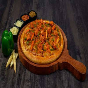 Schezwan Chicken Pizza