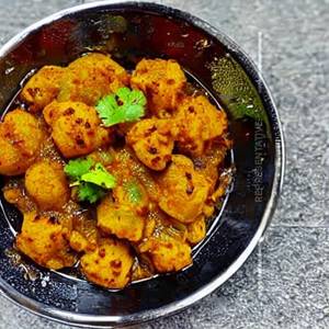 Aloo Gobhi Sukka