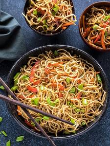 Vegetable chowmien