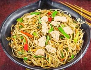 Chicken Hakka Noodles[mini Pack]