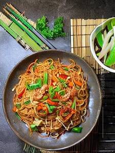 Prawn Hakka Noodles 
