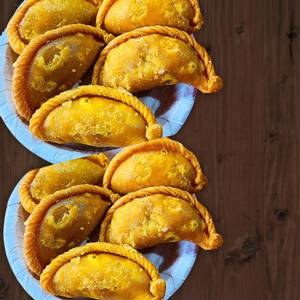 Desi Ghee Gujiya(1 Kg)