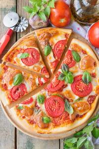 Tomato Pizza 8"