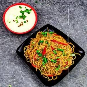Chicken Schezwan Noodles