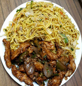 Chicken Chilli With Noodle