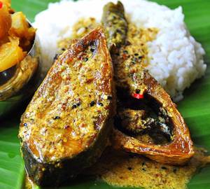 Fish thali hilsa