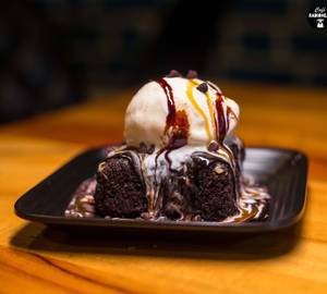 Brownie With Icecream