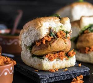 Chicken Chattpata Pav Slider