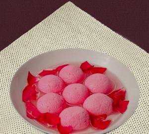 Hot Strawberry Rasgulla 10ps.