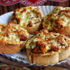 Garlic Bread Chicken