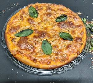 Jain Basilico Margherita Pizza
