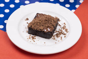Nutella Brownie With Cookie Crumble