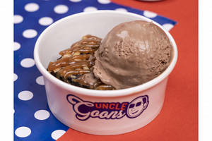 Walnut Caramel Brownie With Ice Cream
