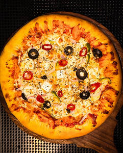 Butter Paneer Masala Pizza