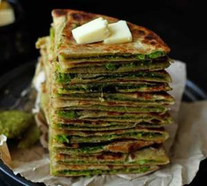 Hari Mirch Ka Paratha
