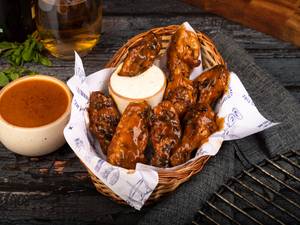 Maple Sriracha Wings