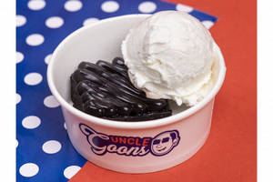 Chocolate Sauce Brownie With Ice Cream