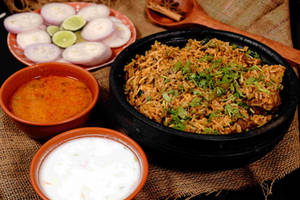Chicken Clay Pot Boneless