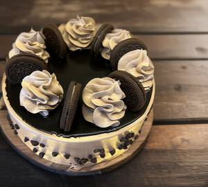 Choclate oreo cake ( medium size)