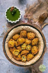 Moong Pakodi + 2Chai (A/R/C)