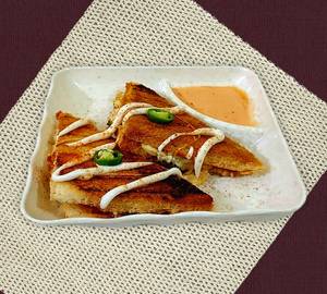 Cheesy Chicken Grilled sandwich