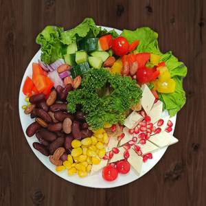 Kidney bean crunch salad