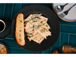Chicken Creamy Penne Parmesan Pasta