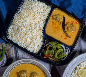 Kadhi Basmati Chawal With Timtim Special Papad
