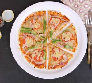 Tomato Green Capsicum Pizza
