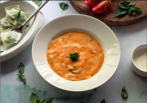 Spinach Ravioli In Combination Sauce