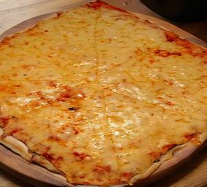Plain Cheese Pizza