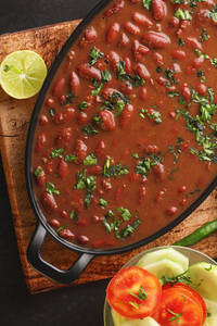 Dadi Wale Rajma Rasile