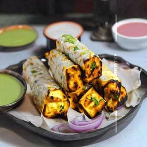 Tandoori Paneer Cheese Roll