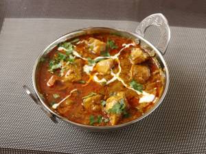 Kadai Chicken With Bone