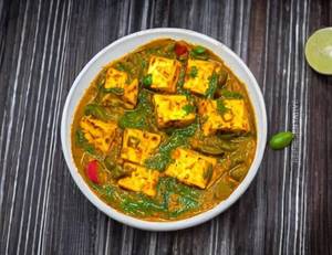 Matar Paneer