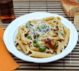 Hot Garlic Cheese Pasta