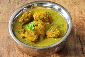 Kadi Pakoda 