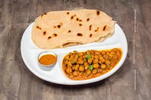 Chole Kulche