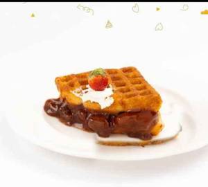 Strawberry  creamcheese waffle