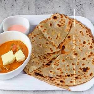 Butter Paneer Masala Paratha