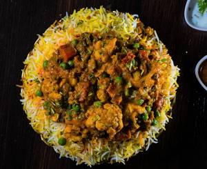 Spl Veg Biryani(1200Ml)