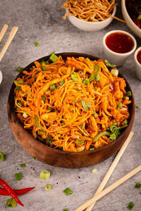 Chicken Schezwan Noodles