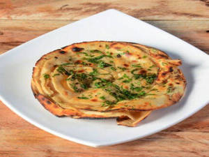 Hari Mirchi Parantha