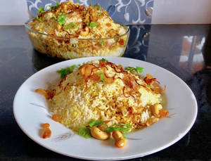 Thalassery Mutton Pothi Biryani [Banana Leaf] Kaima Rice
